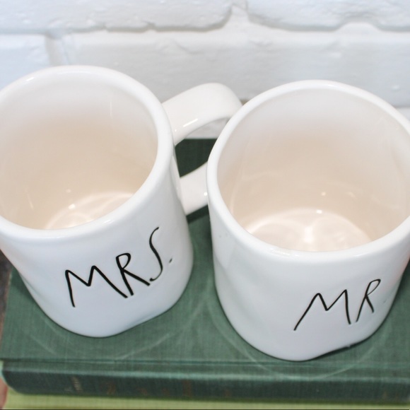 Rae Dun Mr. and Mrs. Mug Set - Picture 2 of 5
